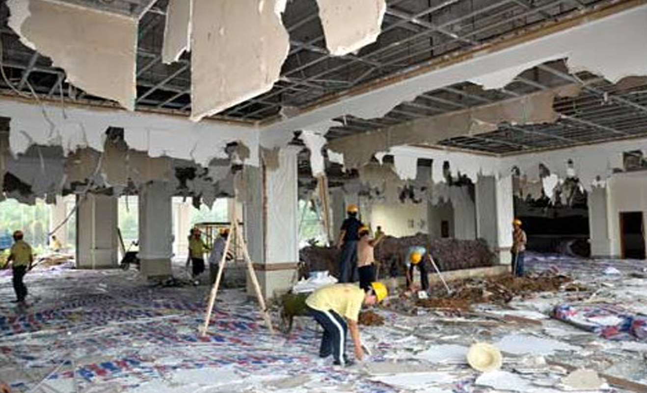 石膏板集成吊顶拆除